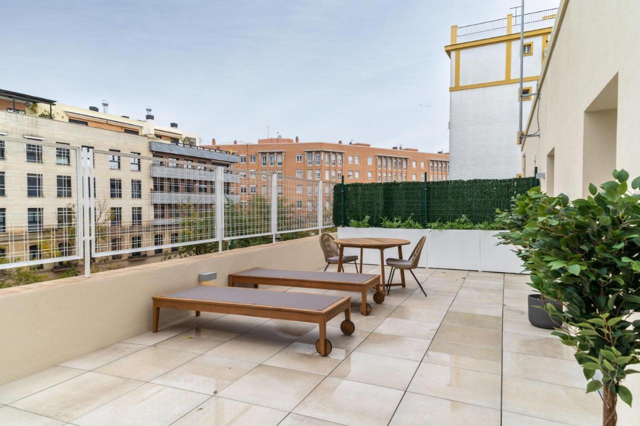 Limehome Sevilla Ronda De Capuchinos Exteriér fotografie