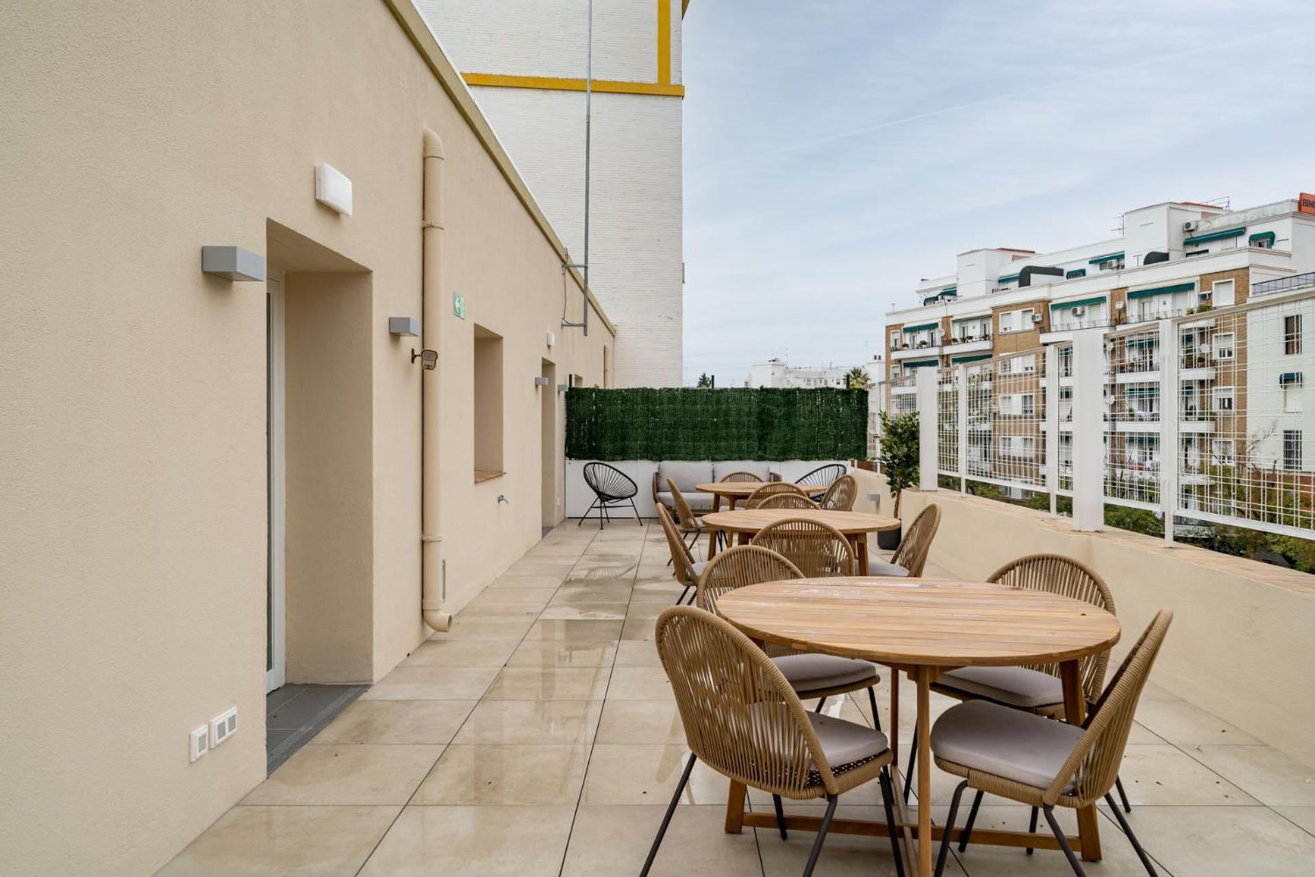 Limehome Sevilla Ronda De Capuchinos Exteriér fotografie