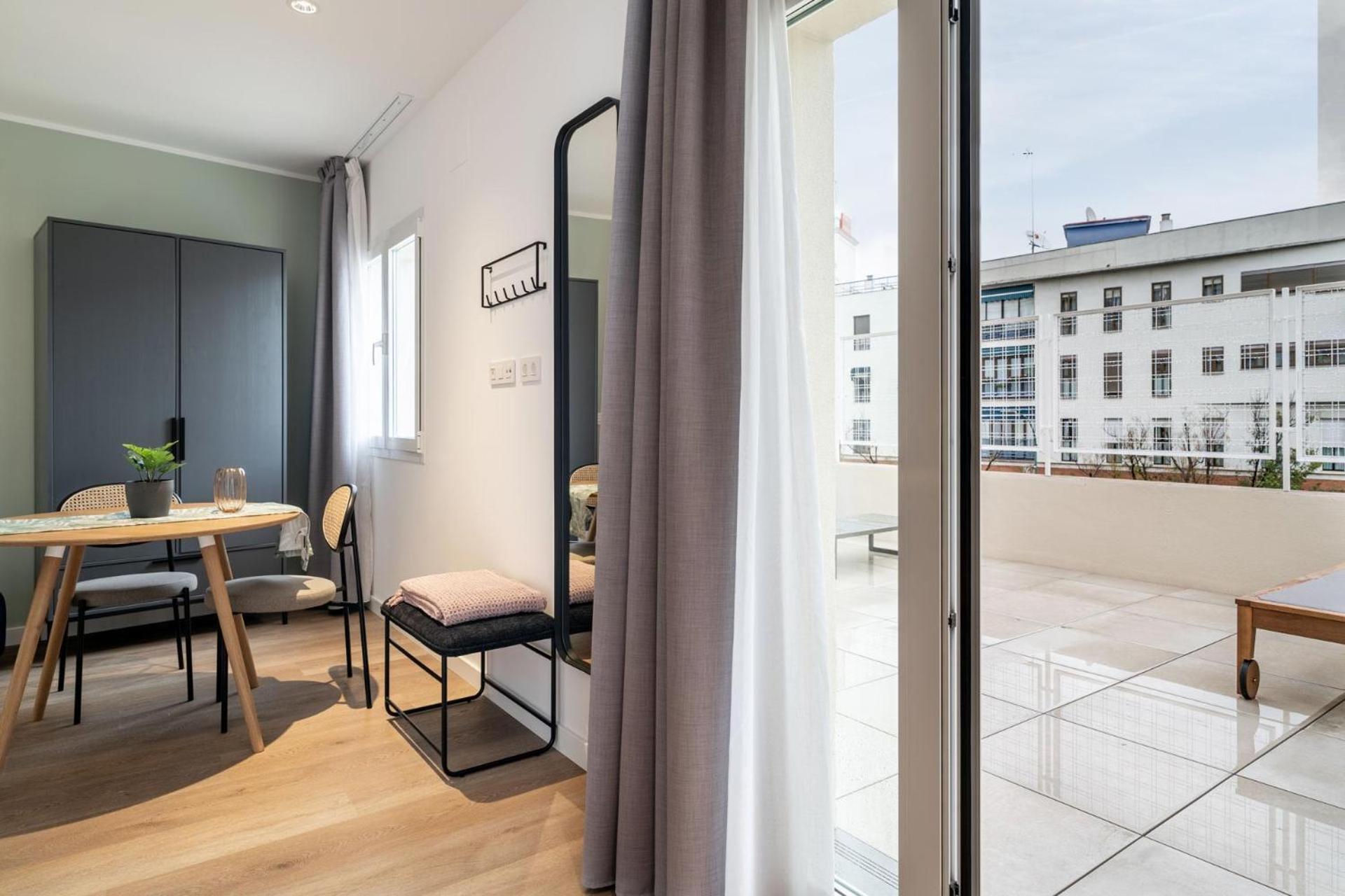 Limehome Sevilla Ronda De Capuchinos Exteriér fotografie
